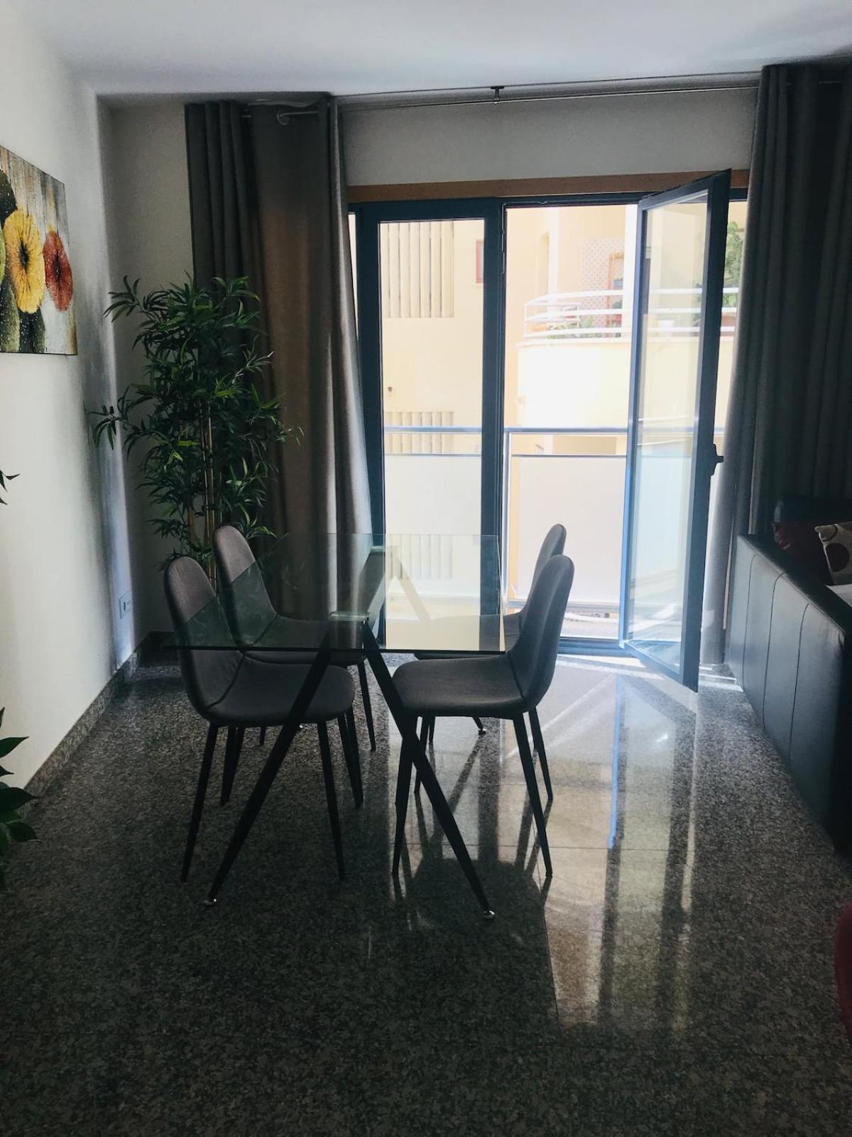 50 Meters To Beach! Ac - Wifi -Near City Center 알테아 외부 사진
