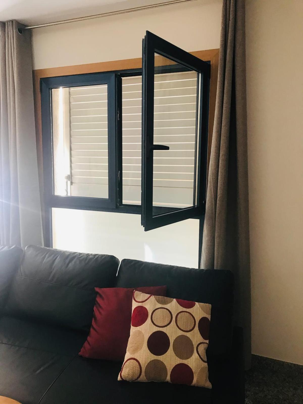 50 Meters To Beach! Ac - Wifi -Near City Center 알테아 외부 사진