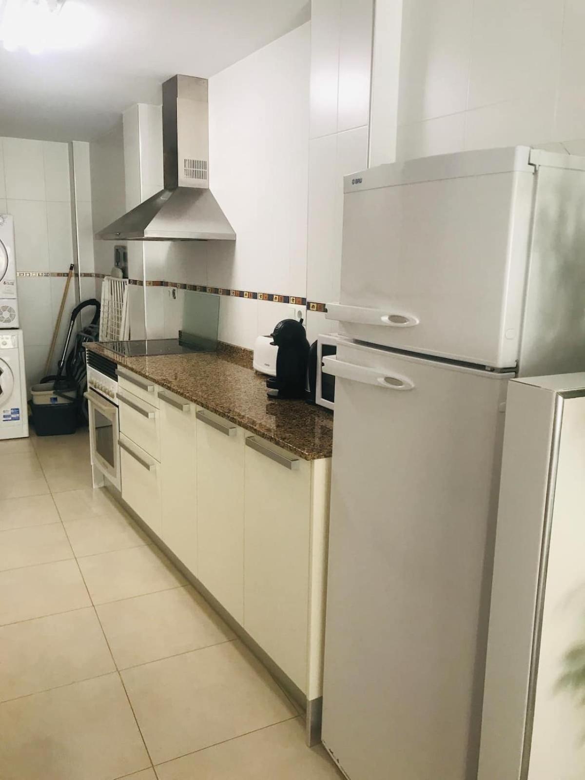50 Meters To Beach! Ac - Wifi -Near City Center 알테아 외부 사진