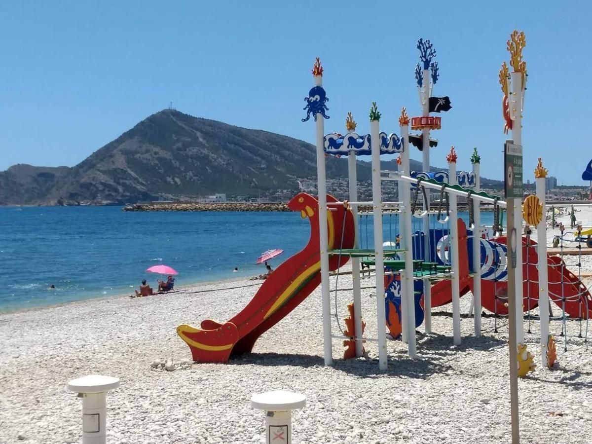 50 Meters To Beach! Ac - Wifi -Near City Center 알테아 외부 사진