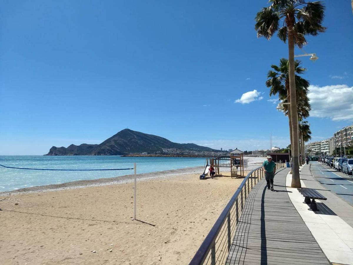 50 Meters To Beach! Ac - Wifi -Near City Center 알테아 외부 사진